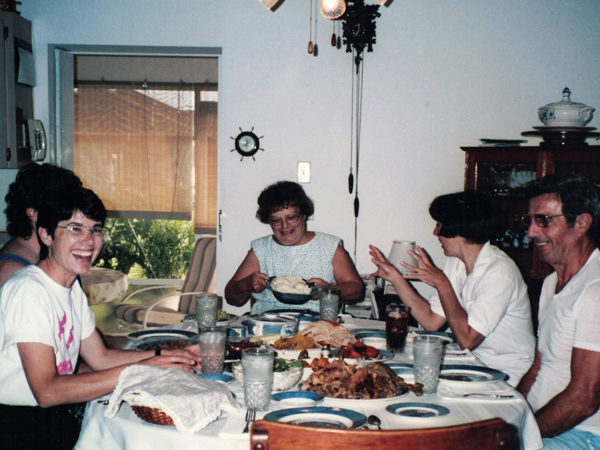 Family dinner at Mom & Dad’s house in Englewood Florida, 1991. (From L Clockwise) Trish, Chip, Mom, Linda, Dad.